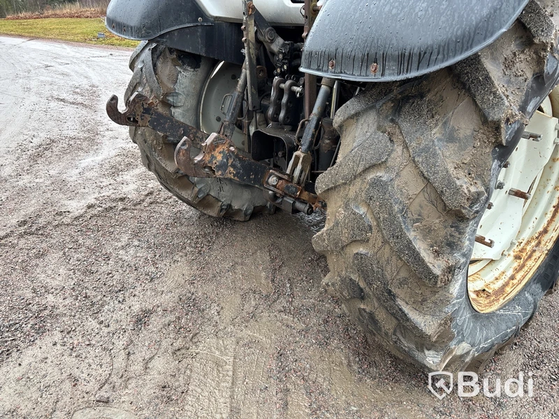 Valtra C120 med lastare, -2005