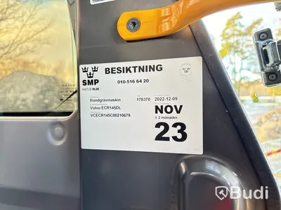 Grävmaskin Volvo 145 ECR med rototilt och tillbehör -2015