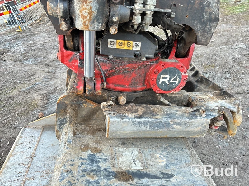 Grävmaskin Volvo 145 ECR med rototilt och tillbehör -2015