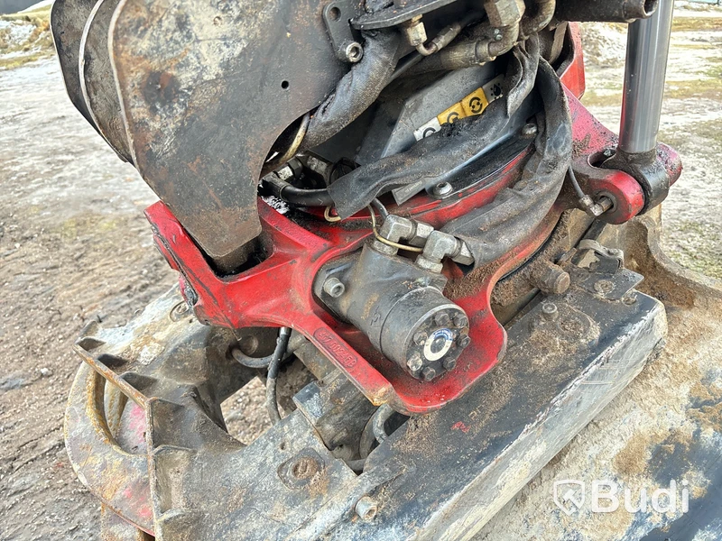 Grävmaskin Volvo 145 ECR med rototilt och tillbehör -2015