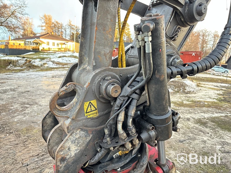 Grävmaskin Volvo 145 ECR med rototilt och tillbehör -2015
