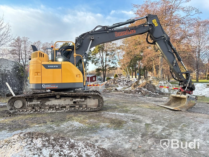 Grävmaskin Volvo 145 ECR med rototilt och tillbehör -2015