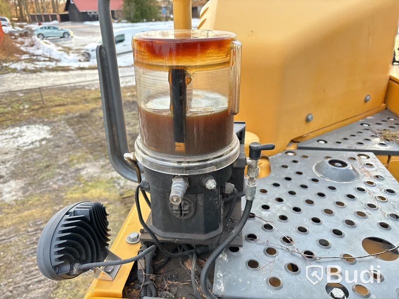 Grävmaskin Volvo 145 ECR med rototilt och tillbehör -2015