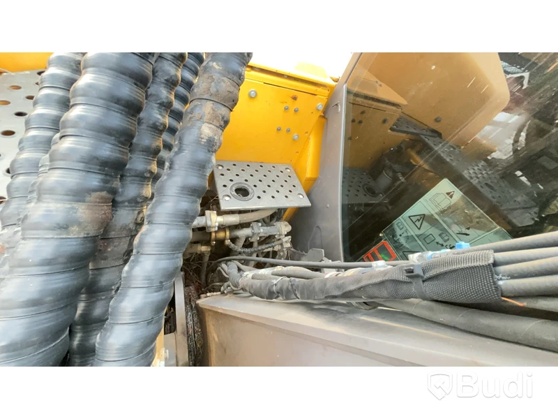 Grävmaskin Volvo 145 ECR med rototilt och tillbehör -2015