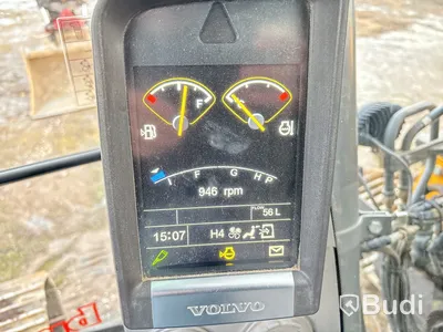 Grävmaskin Volvo 145 ECR med rototilt och tillbehör -2015