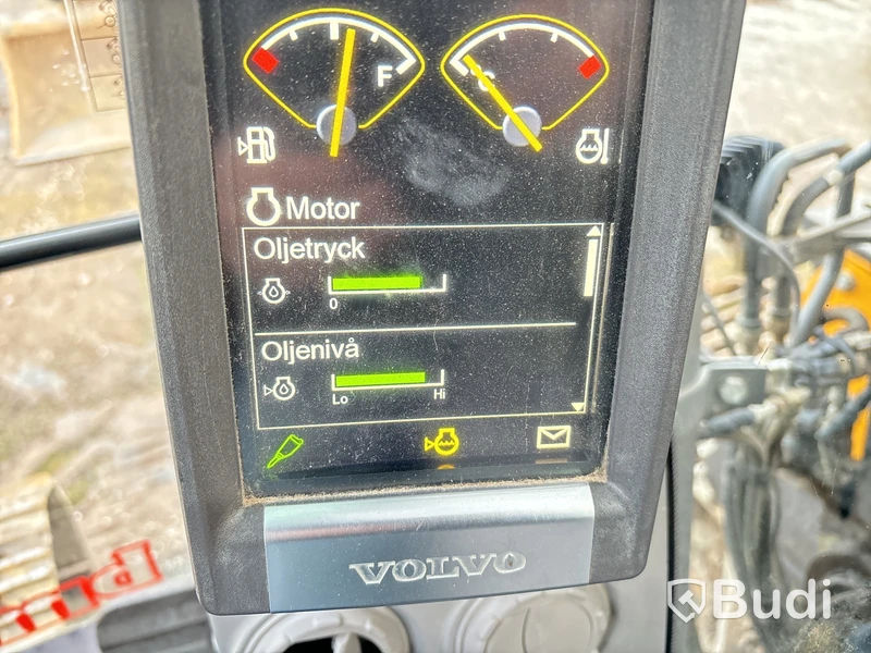 Grävmaskin Volvo 145 ECR med rototilt och tillbehör -2015