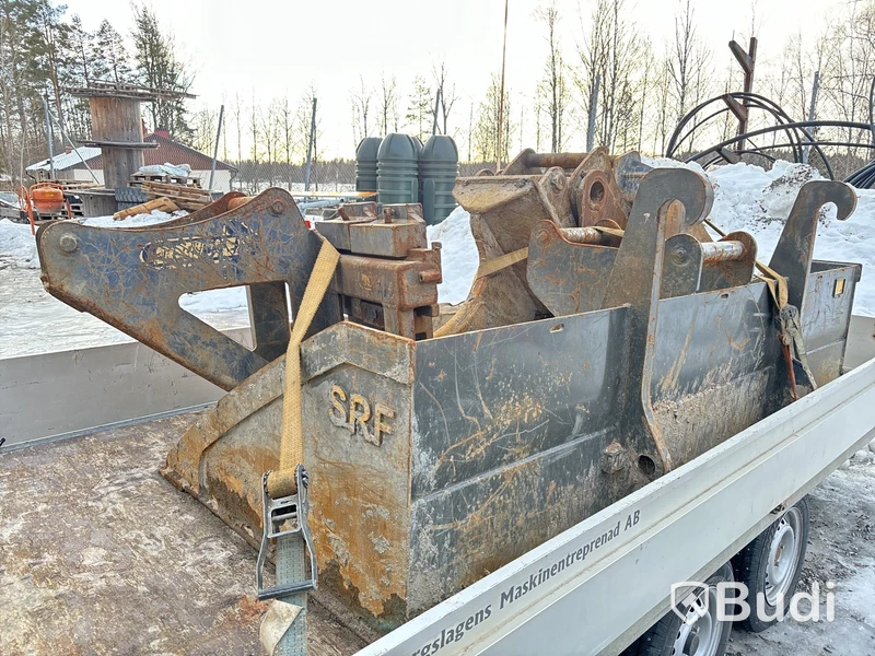 Grävmaskin Volvo 145 ECR med rototilt och tillbehör -2015