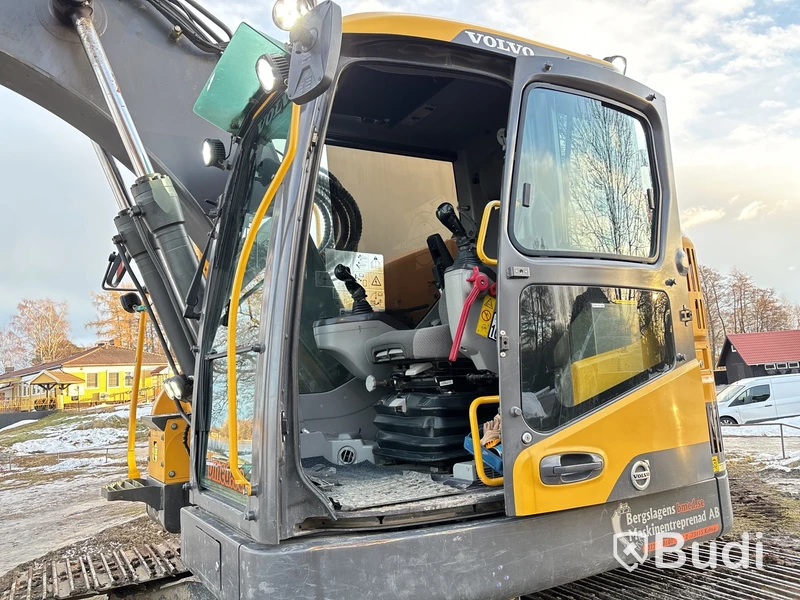 Grävmaskin Volvo 145 ECR med rototilt och tillbehör -2015