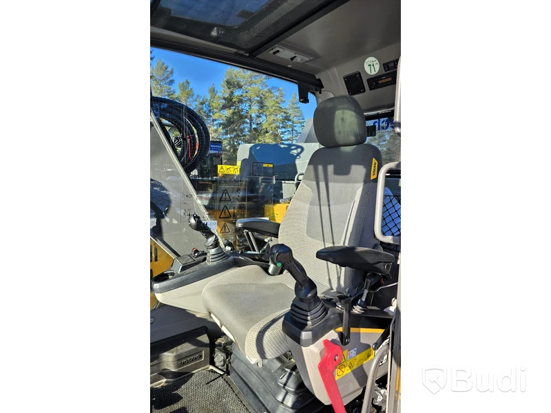 Bandgrävare Volvo ECR145EL