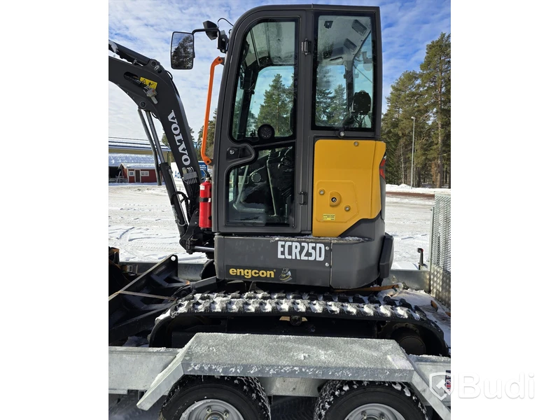 Bandgrävare Volvo ECR25D inklusive trailer  - EXPORT