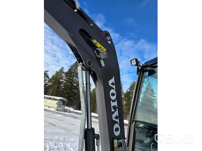 Bandgrävare Volvo ECR25D inklusive trailer  - EXPORT