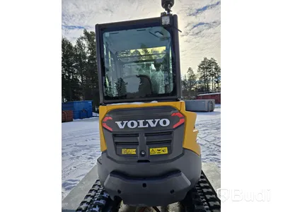Bandgrävare Volvo ECR25D inklusive trailer  - EXPORT