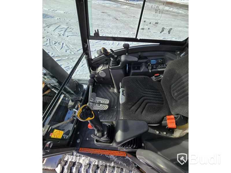 Bandgrävare Volvo ECR25D inklusive trailer  - EXPORT