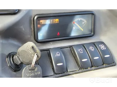Bandgrävare Volvo ECR25D inklusive trailer  - EXPORT