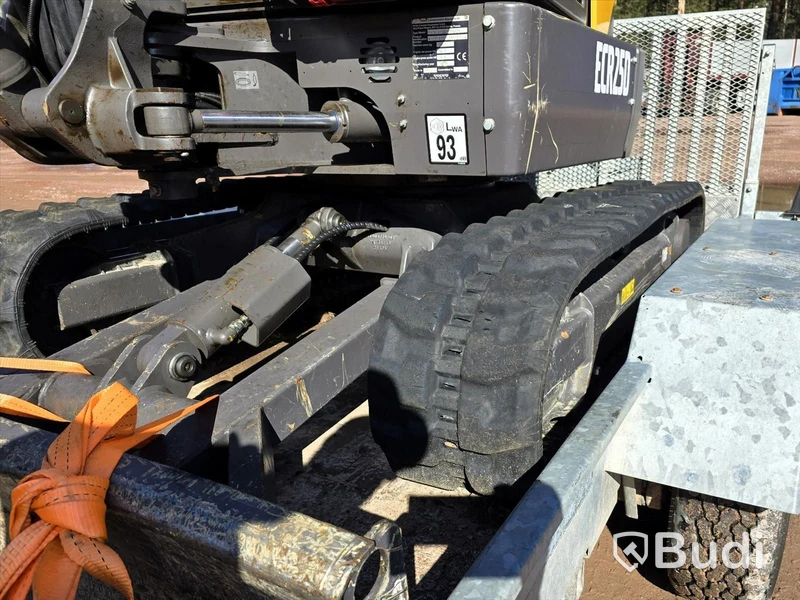 Bandgrävare Volvo ECR25D
