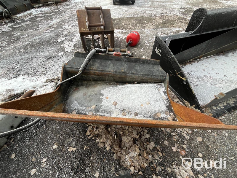 Rototilt och planerskopa