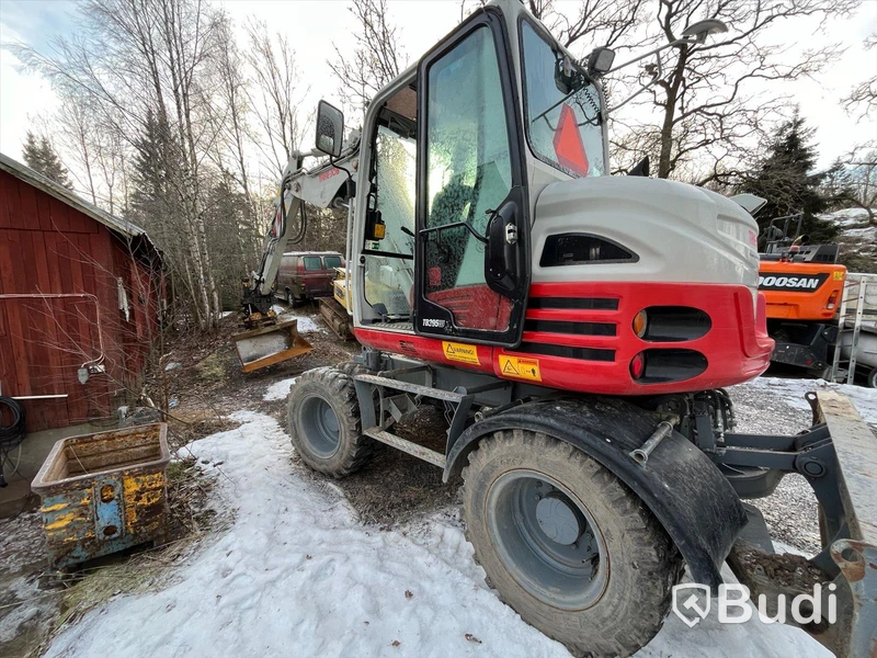 Hjulgrävare Takeuchi tb295w | Släp - EXPORT