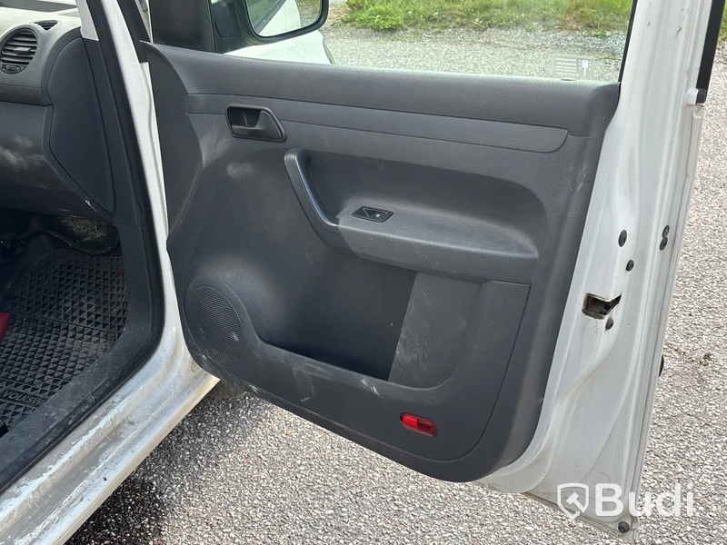 Volkswagen Caddy Maxi Eco Fuel | 15776 mil | 2010