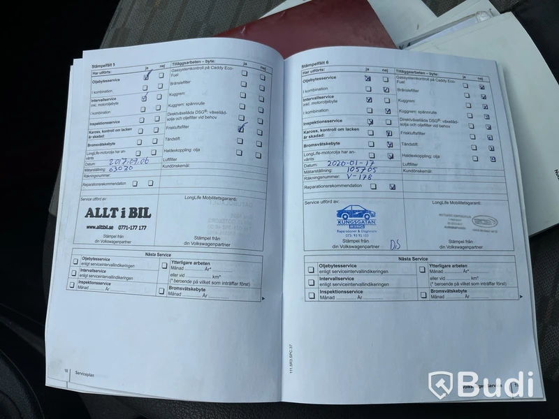 Volkswagen Caddy Maxi Eco Fuel | 15776 mil | 2010