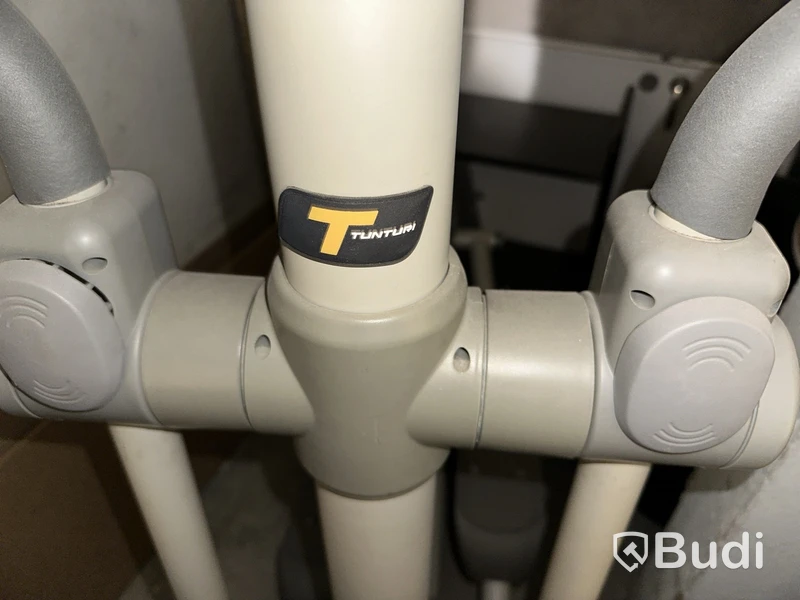 Träningsmaskin OBS! osäker funktion