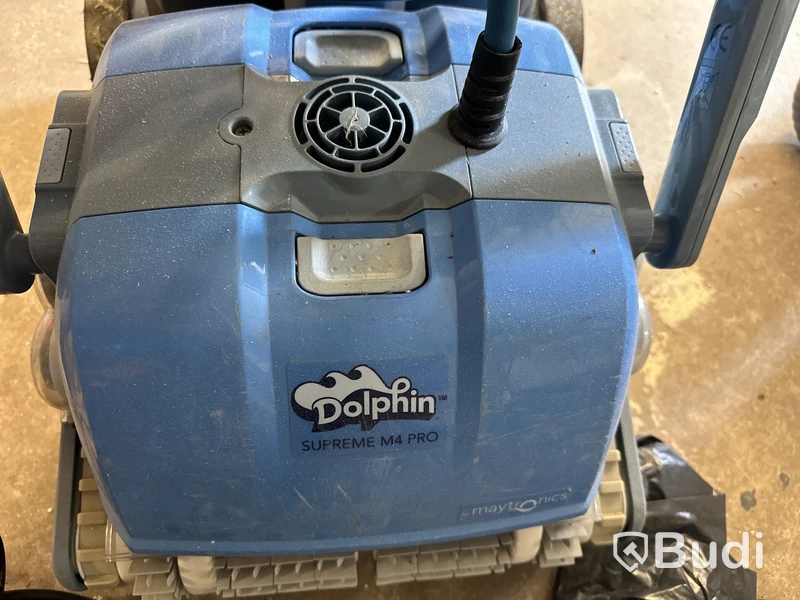 Robotpool Dolphin supreme M4 pro Obs! Defekt