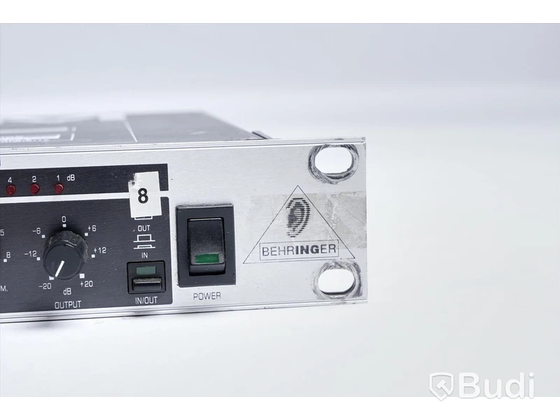 Effekt- och signalprocessor – Behringer MDX2400, Compressor/Limiter, 4 st kanaler.