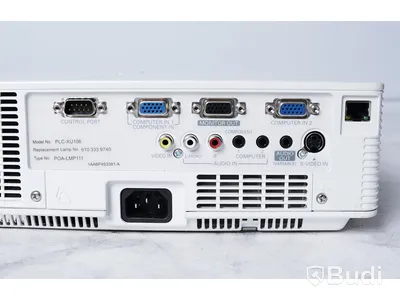 Projektor i väska - Sanyo XGA Projector PLC-XU106