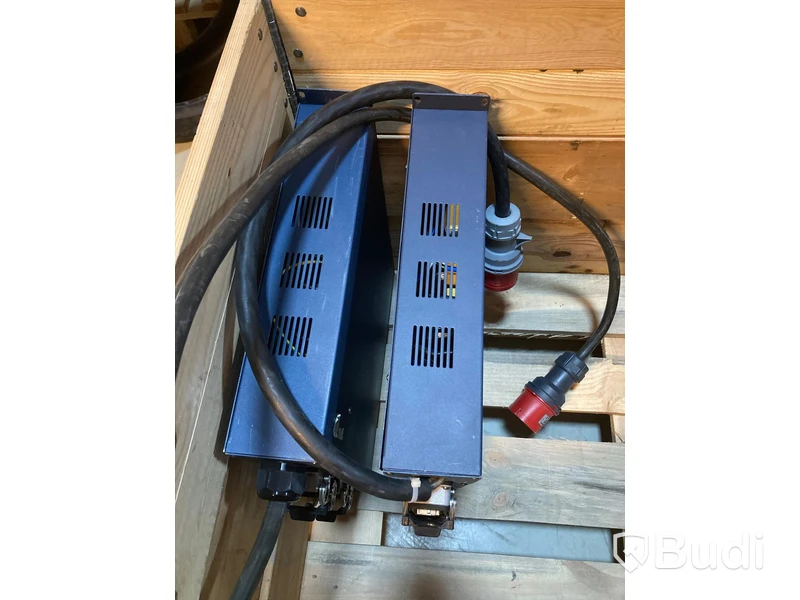 3st ljuskontrollbord - Showtec D-pack 6 Digital Multipin, DMX & Analog Dimmer Pack, OBS! mindre fel på ett ljuskontrollbord, se beskrivning nedan