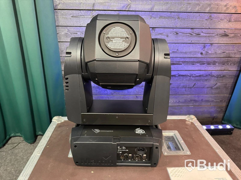 4 st Moving head Martin, MAC250 Krypton