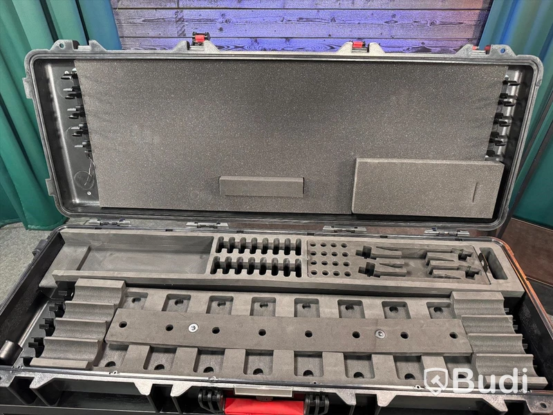 Case Astera