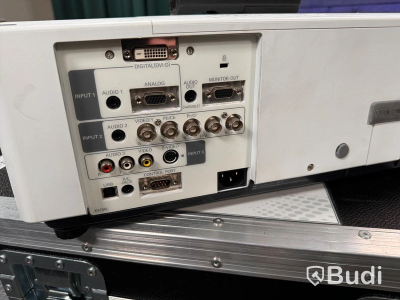 Projektor Sanyo, PLC-XTC50L