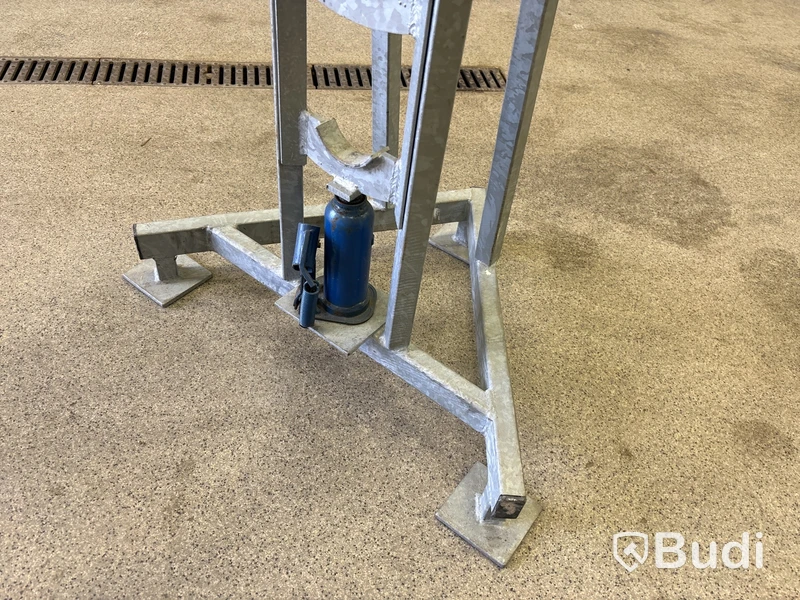 Kabelbock 4 ton med hydrauliska domkrafter