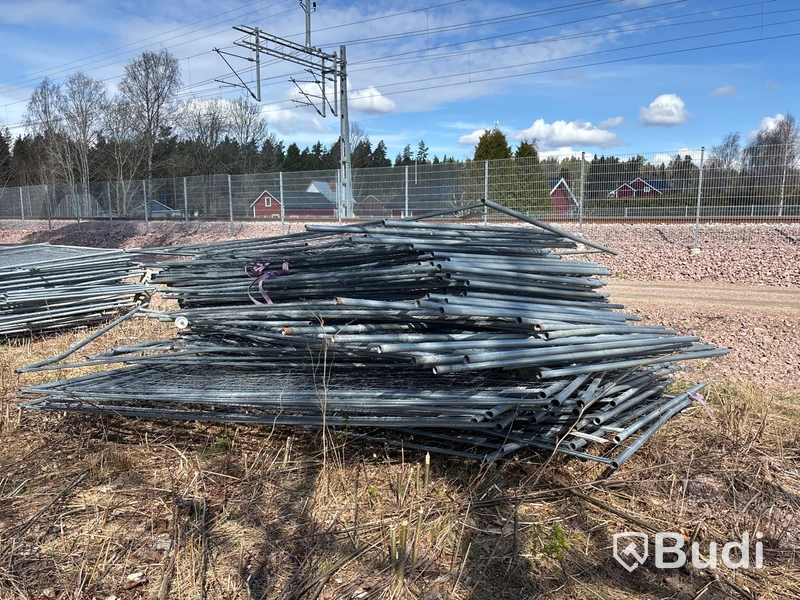 Byggstängsel med fötter - ca 100 st