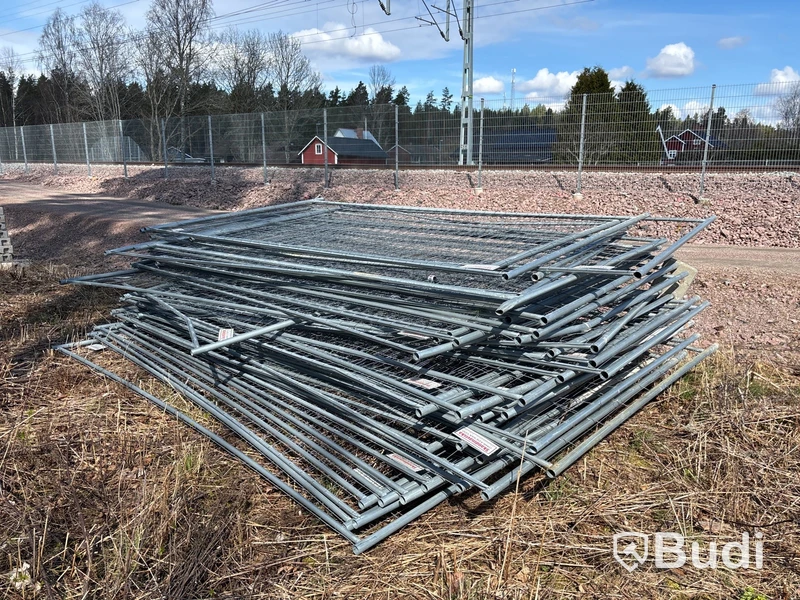 Byggstängsel med fötter - ca 100 st