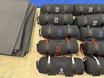 5 st. Bulgarian bags, olika vikter 