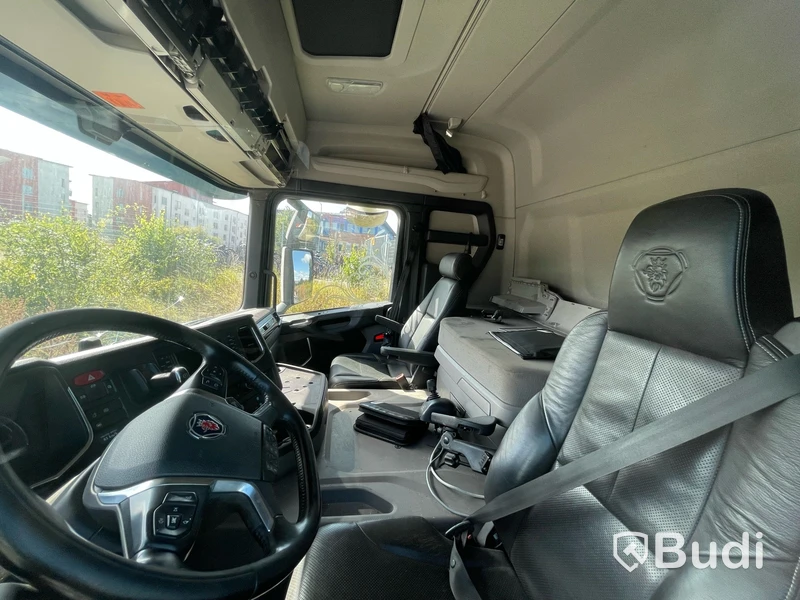 Lastbil SCANIA G500 -2019 Reparationsobjekt  - EXPORT momsfri försäljning inom EU. Regnr: FAF66E, Chassi no: YS2G8X40002164162 - Köpare: H. E. Jørgensen A/S, VAT DK25482727 , Land: Danmark, Intrastat HS code: 87044399, Vikt: 19550 kg