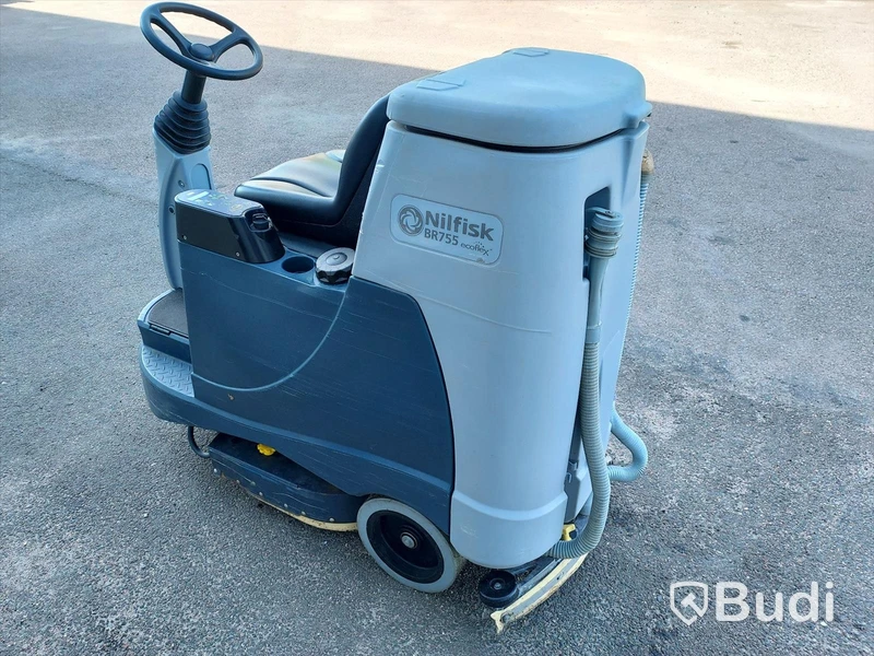 Kombiskurmaskin Nilfisk BR755 ecoflex åkbar