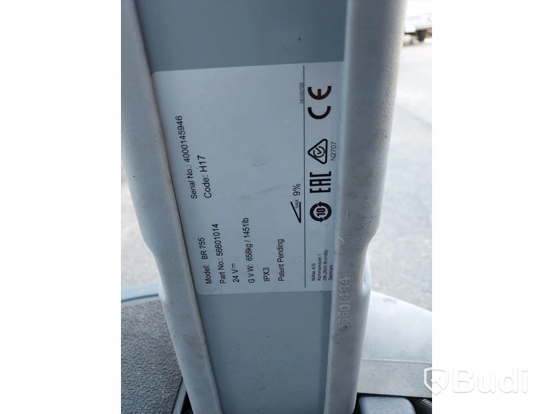 Kombiskurmaskin Nilfisk BR755 ecoflex åkbar