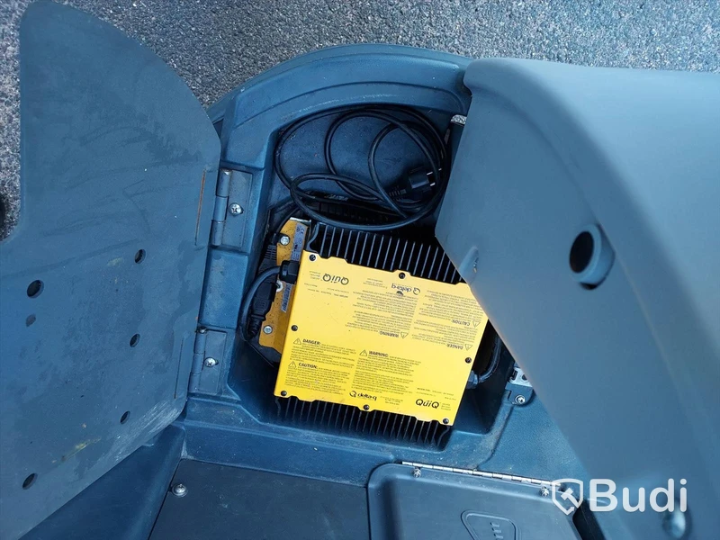 Kombiskurmaskin Nilfisk BR755 ecoflex åkbar