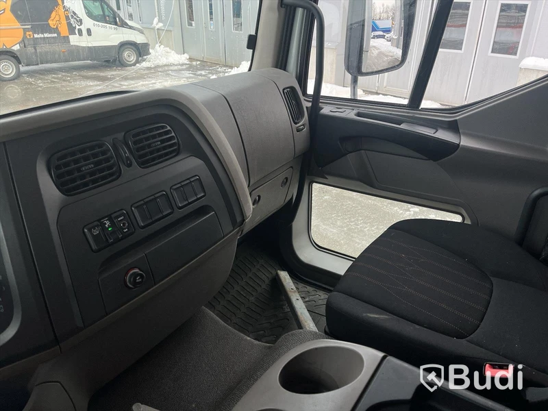 Lastbil DAF LF 260 FA -2019 | Höj/sänk Salaskåp | Zepro