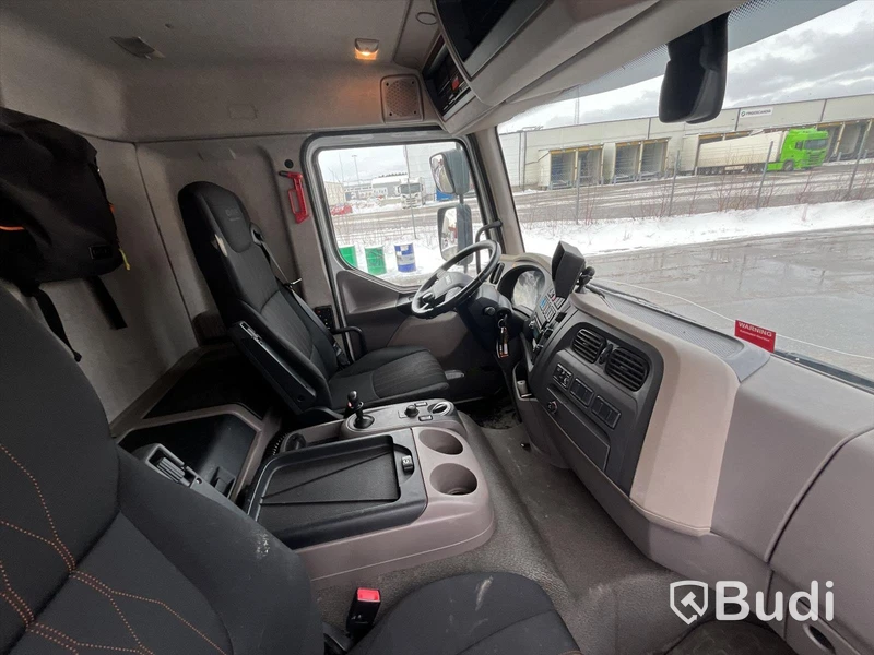 Lastbil DAF LF 260 FA -2019 | Höj/sänk Salaskåp | Zepro
