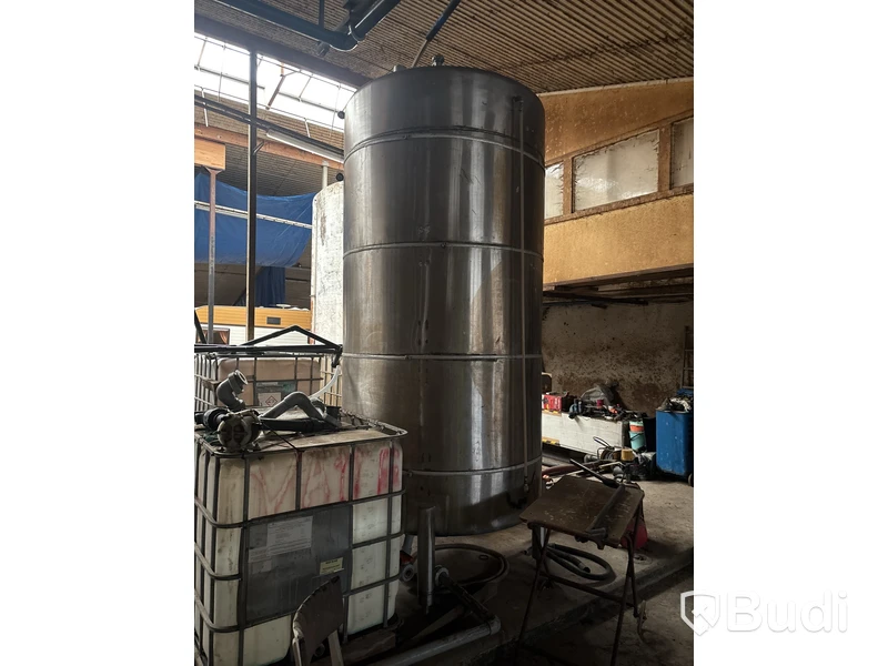 Rostfri tank 5000 L med värmare & pumpar