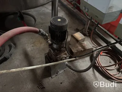 Rostfri tank 5000 L med värmare & pumpar