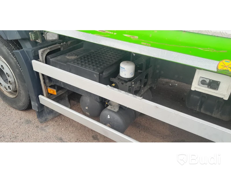 Liftdumper Volvo FMX 6x2 -2015 | Joab  - EXPORT momsfri försäljning inom EU. Regnr: FSH713, Chassi no: YV2XZ22C9FA777552 - Köpare: OÜ LÄÄNEMAA VEOAUTOKESKUS, VAT EE100321650 , Land: Estonia, Intrastat HS code: 87044399, Vikt: 13544 kg