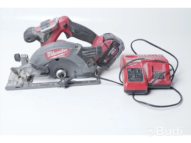 Milwaukee Cirkelsåg - M18 CCS55 med batteri och laddare
