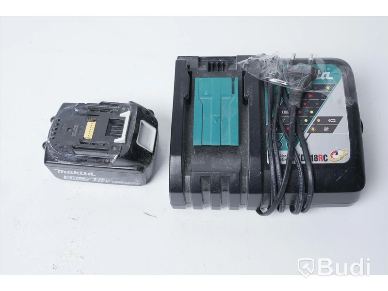 Makita Skruvautomat - DFR550 - med 2 batteri och laddare