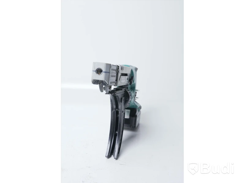 Makita Skruvautomat - DFR550 - med 2 batteri och laddare