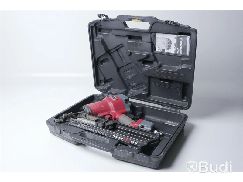 Senco Spikpistol -  Frame PRO 601 (för 34° spik och spiklängd mellan 50-90 mm.) Väskans handtag är trasiga.