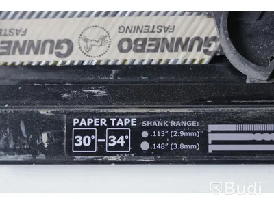 Senco Spikpistol -  Frame PRO 601 (för 34° spik och spiklängd mellan 50-90 mm.) Väskans handtag är trasiga.