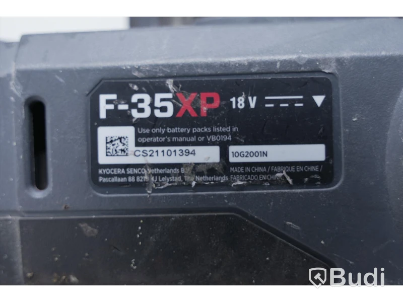 Senco Ramspikpistol - F-35 XP (inkl två batterier, batteriladdare samt väska)